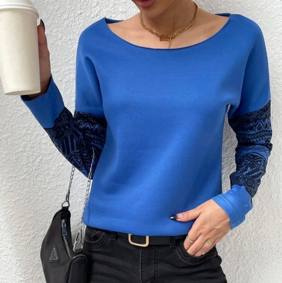 Geo Pattern Sweatshirt - Picture 2 of 8